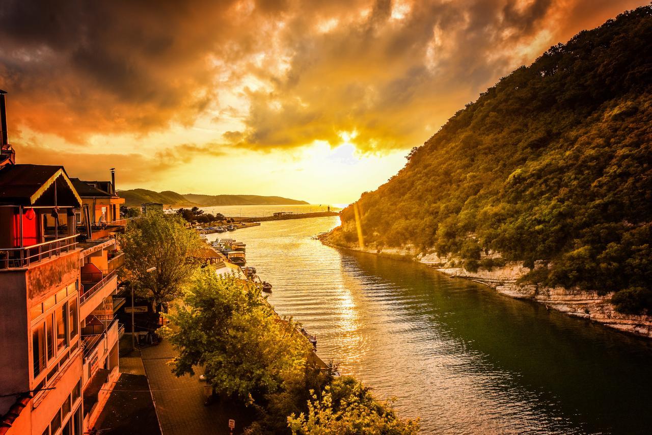 Hill River Hotel Ağva Exteriör bild